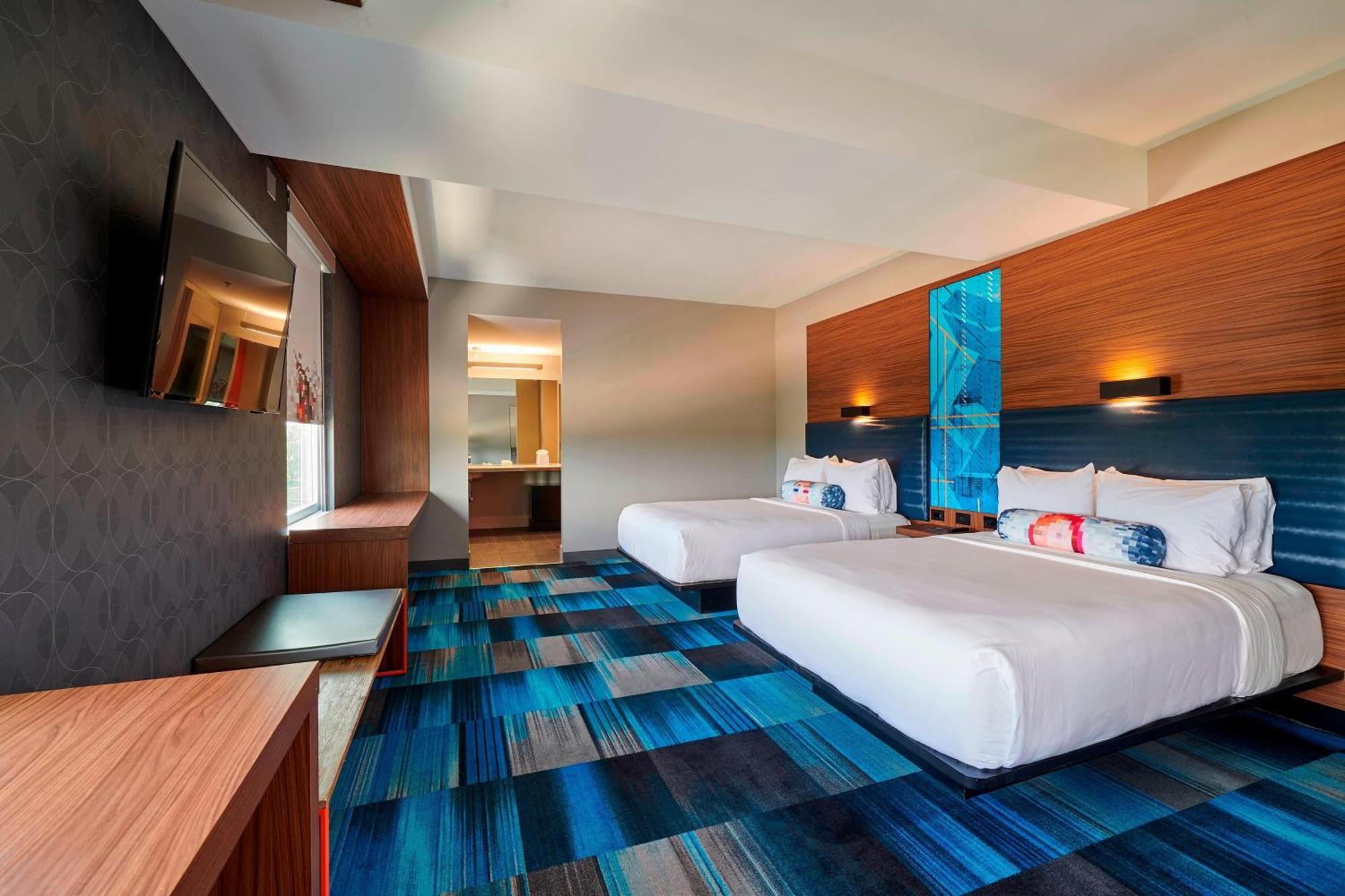 Aloft Cleveland Airport Hotel North Olmsted Exterior photo